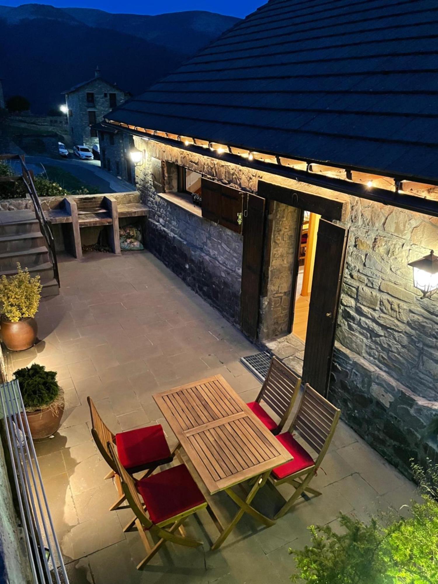 Casa Lobo - Fanlo Apartment Vio Exterior photo